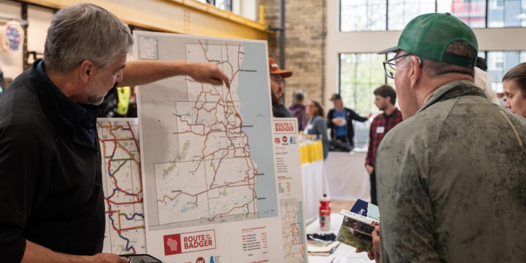bicycling and running trails in milwaukee