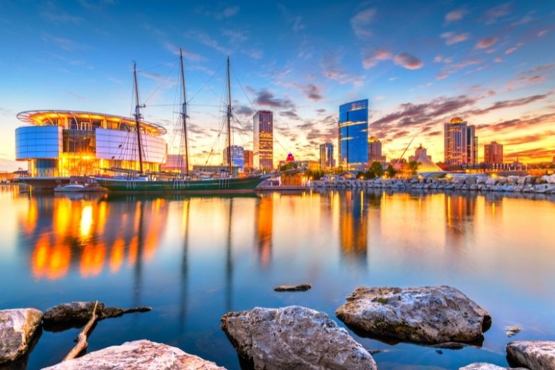 summer bucket list in milwaukee